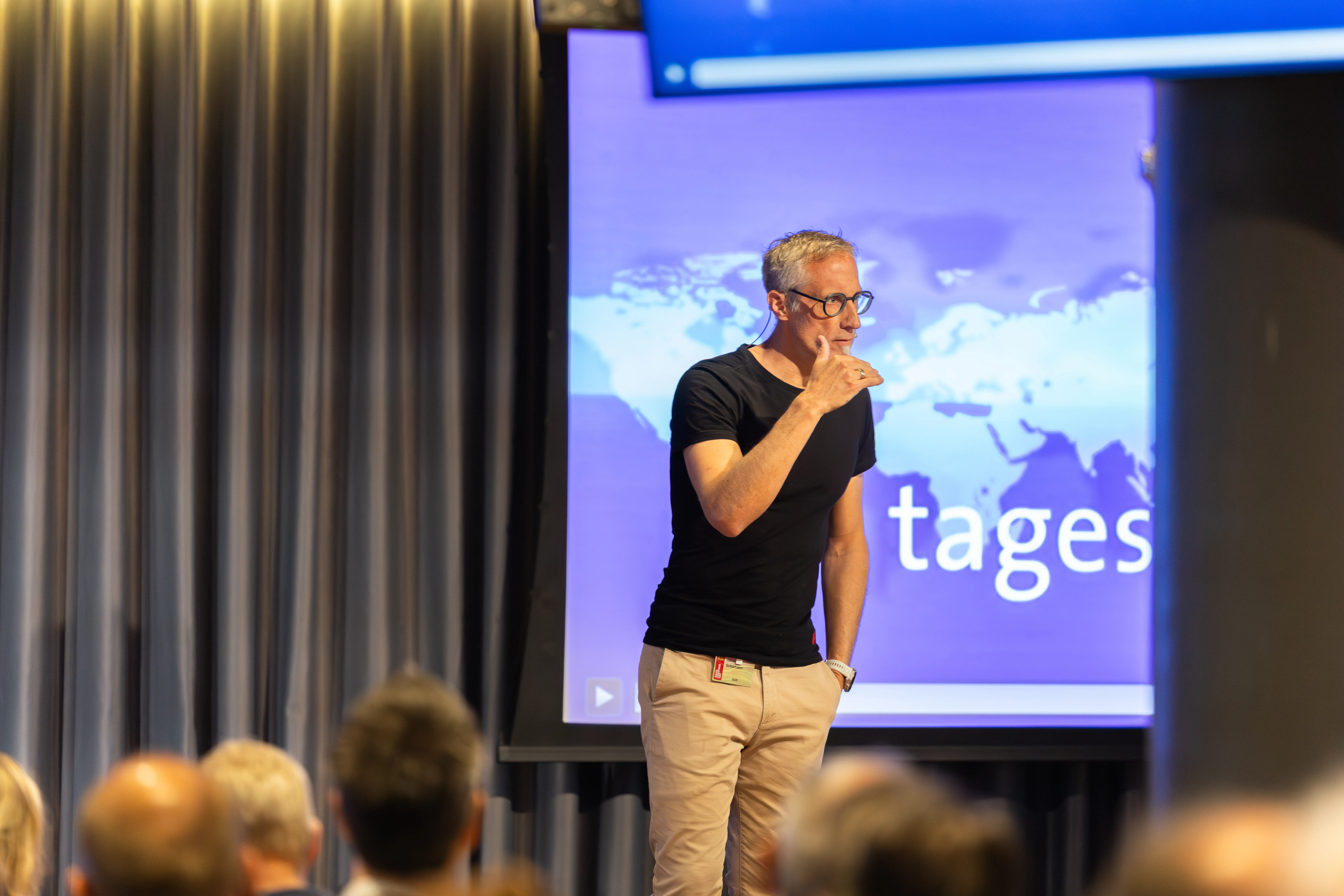 Eventfotografie: Scharfe Bilder bei wenig Licht – Meine Tipps für Indoor-Events